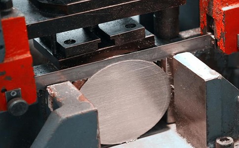 宁德影响双金属带锯条使用寿命的主要因素有哪些？